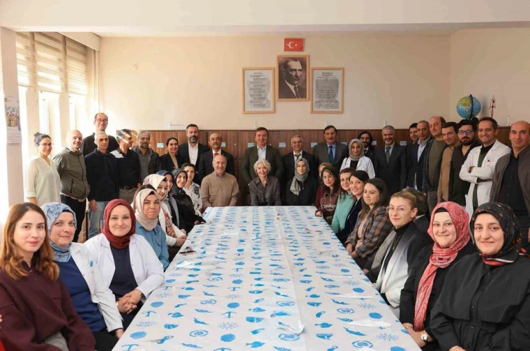 Vali Aydoğdu: "Eğitimin gücü öğretmenlerimizin emeğiyle yükseliyor"