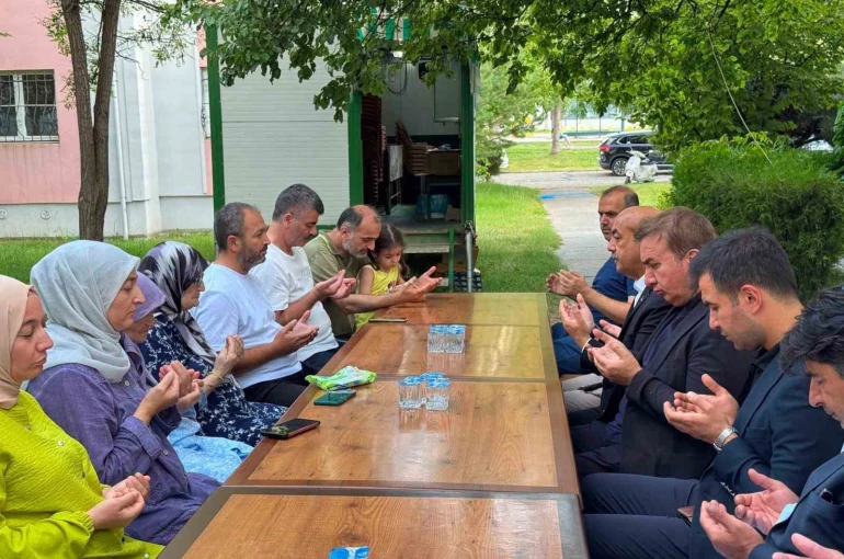 Vali Aydoğdu, eski Vali Yardımcısı Baştürk’ün ailesine başsağlığı diledi
