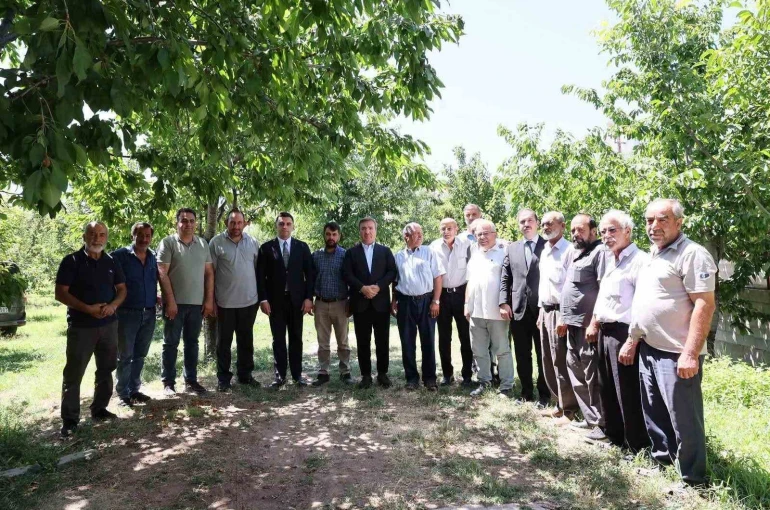 Vali Aydoğdu, Ortayurt köyünde üreticilerin taleplerini dinledi