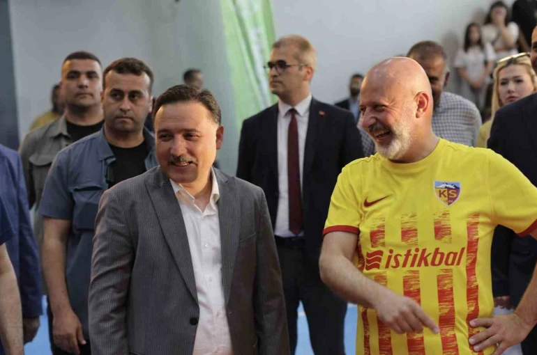Vali Çiçek: "ERVA, devasa bir meydan okumadır" 