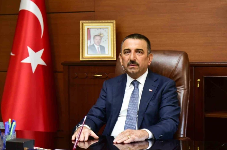 Vali Hacıbektaşoğlu: "Zonguldak emeğin ve vatan sevgisinin şehridir"