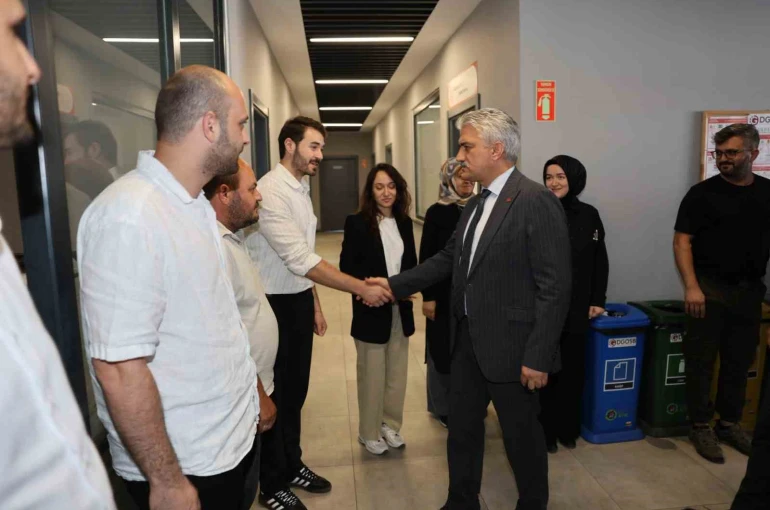 Vali Makas, Gümüşova OSB’den bilgiler aldı