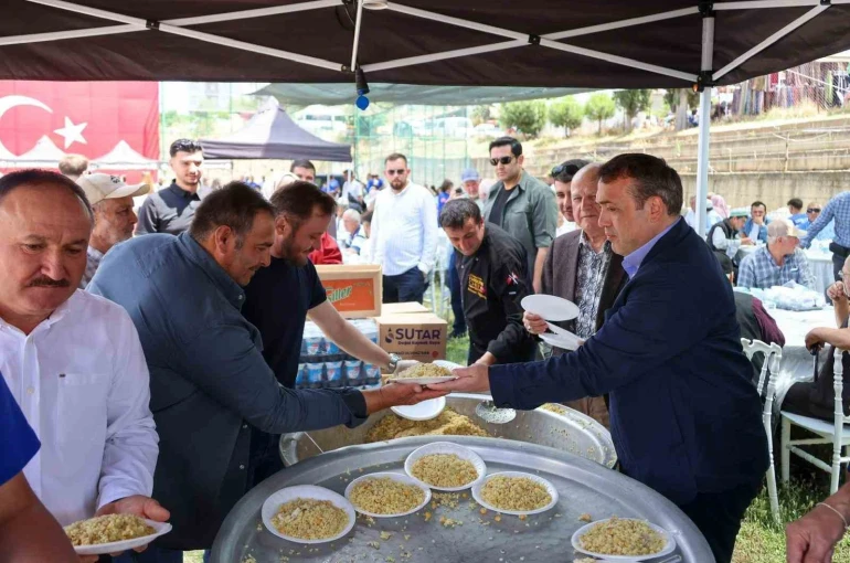 Vali Sözer Hıdırellez şenliklerinde vatandaşlarla buluştu