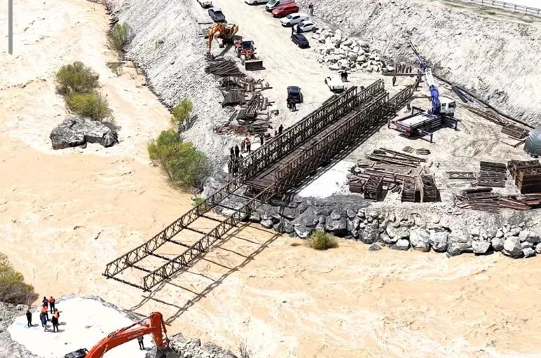Vali Taşyapan, panel köprü yapım çalışmalarını yerinde inceledi