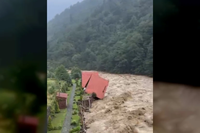 Vali uyarmıştı, devletten önce sel yıktı