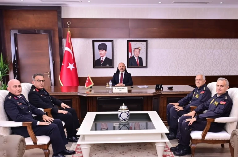 Vali Varol: "Jandarma, vatandaşlarımızın can ve mal güvenliğinin teminatıdır"
