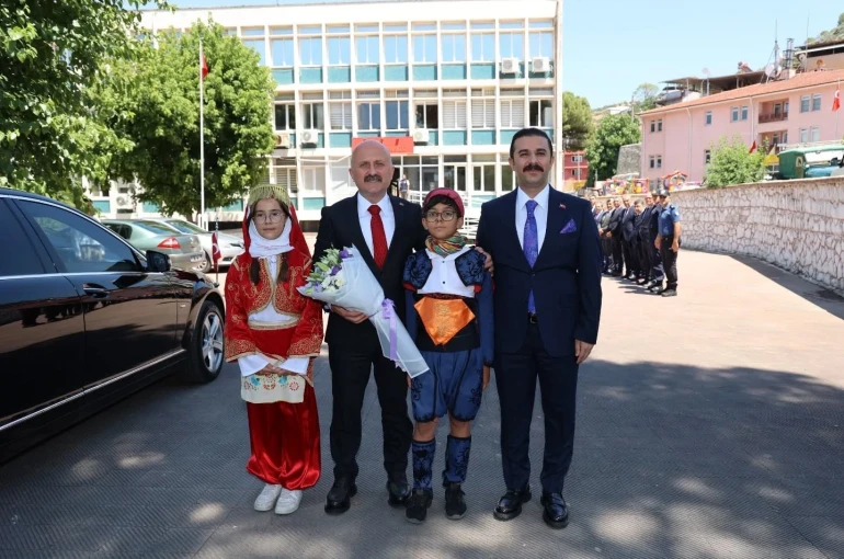 Vali Varol’dan Koçarlı’da yoğun mesai
