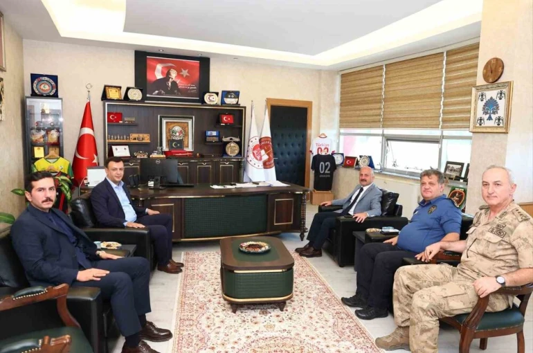 Vali Varol’dan yeni adli yıl ziyaretleri