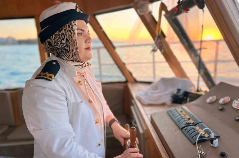 Van Gölü’nün ilk kadın kaptanı: Dümen artık ona emanet