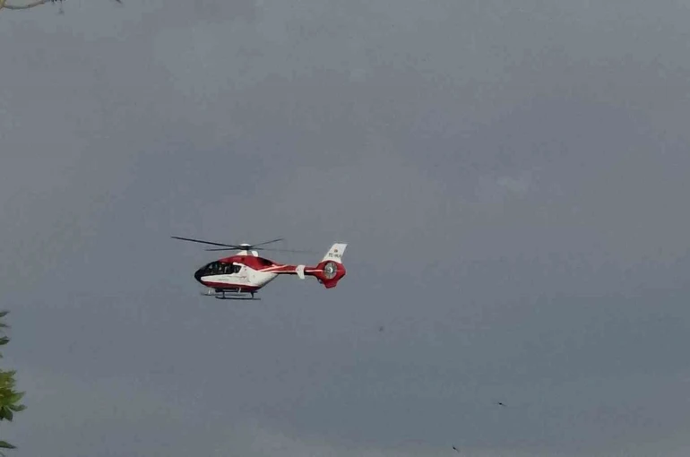 Van’da 57 yaşındaki hasta için helikopter ambulans havalandı