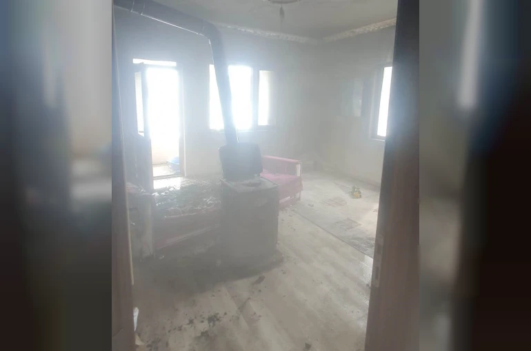Van’da ev yangını