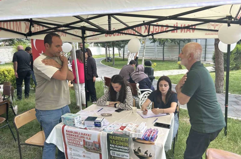 Van’da "Hareket yaşını öğren, sağlıklı yaşa" kampanyası başlatıldı