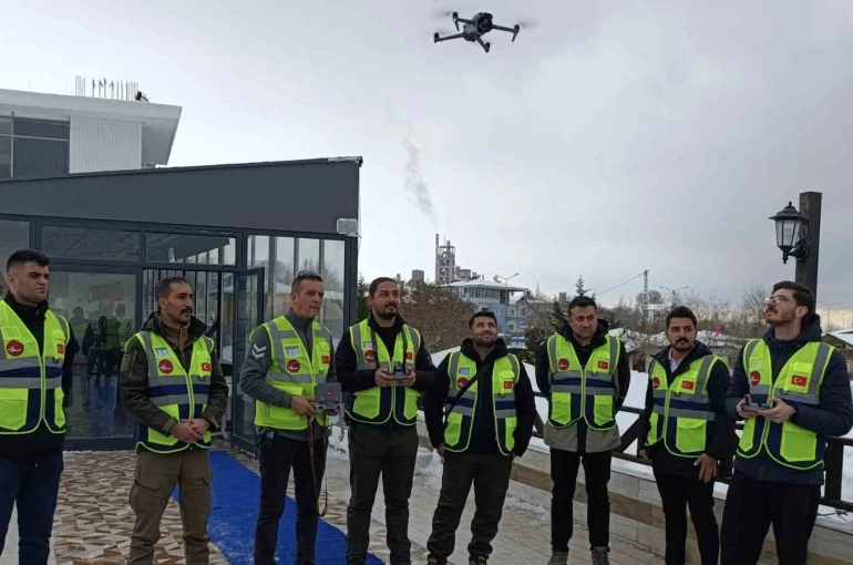 Van’da İHAKUT’tan afetlere havadan müdahale toplantısı