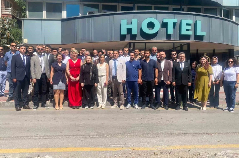 Veteriner Hekim-Sen Genel Başkanı Mutluer: "İnsan ve hayvan sağlığını korumak istiyorsanız yeterli sayıda veteriner hekime sahip olmalısınız" 