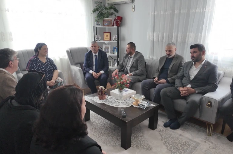 Veysel Şahin Bayındır’da ziyaretlerde bulundu