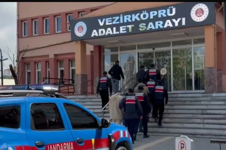 Vezirköprü’de uyuşturucu ile mücadele: 2 kişi tutuklandı