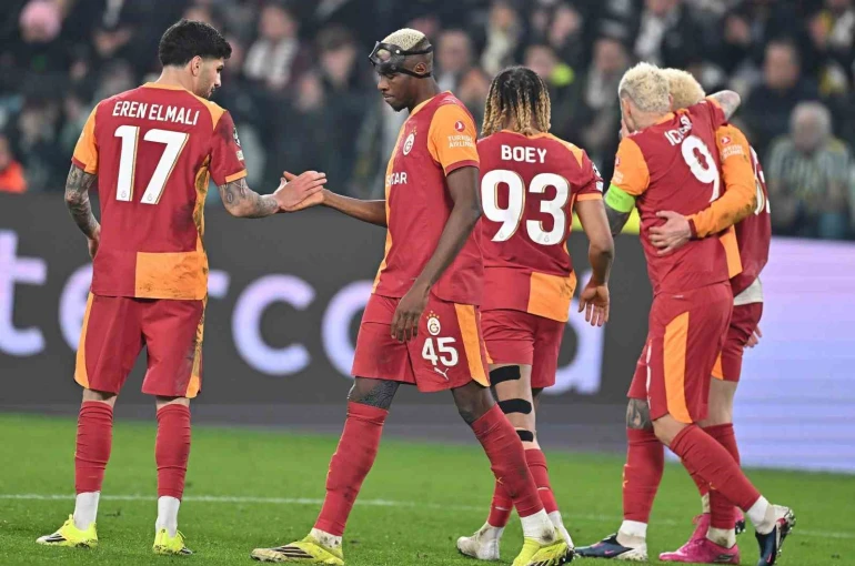 Victor Osimhen, Galatasaray tarihine geçti