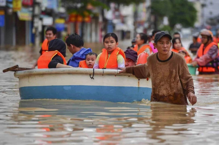 Vietnam’daki sel felaketinde can kaybı 55’e yükseldi