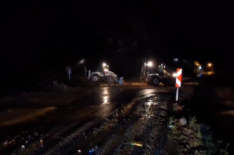 Yağışlar kenti esir aldı, Tunceli-Ovacık ve Tunceli-Erzincan yolları kapandı