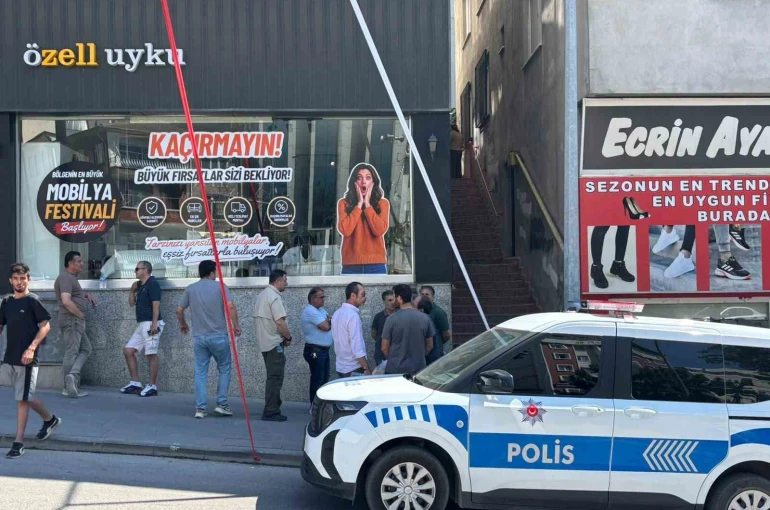 Yakınların haber alamadığı kadın evinde ölü bulundu