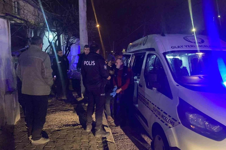 Yalnız yaşayan 78 yaşındaki adam evinde ölü olarak bulundu 