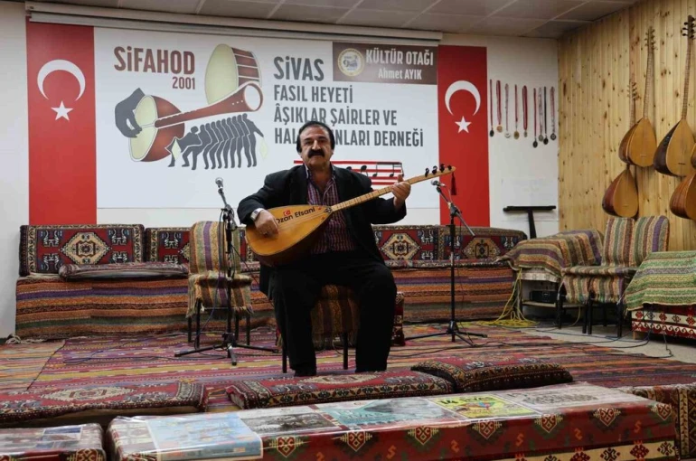 Yapay zeka Sivas türkülerine de el attı, aşıklar ikiye bölündü