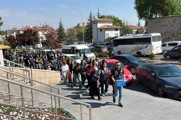 Yasa dışı bahis operasyonunda 34 şüpheli adliyeye sevk edildi