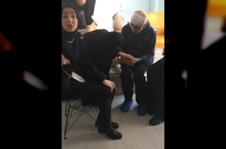 Yaşlı bakım merkezinde hastaya şiddet iddiasına 4 gözaltı