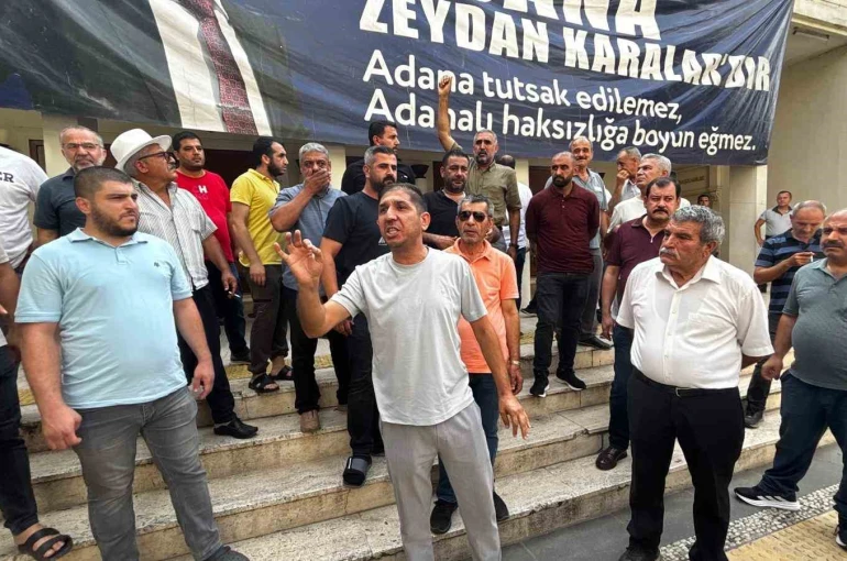 Yaşlı kadın mağdur oldu, şoförler protesto etti
