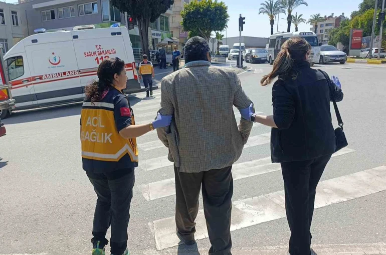 Yaya geçidinde aracın çarptığı kişi yaralandı