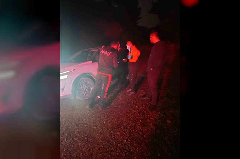 Yaylada mahsur kalan aile kurtarıldı