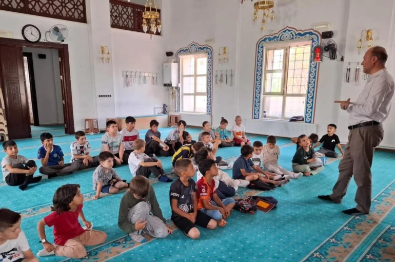 Yaz Kur’an Kursu öğrencilerine yönelik seminer