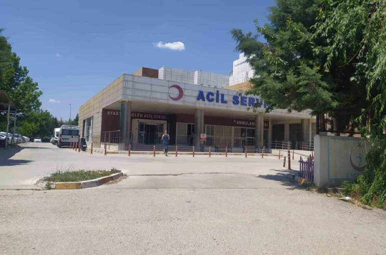 Yemekler temiz çıktı, zehirlenmenin nedeni araştırılıyor