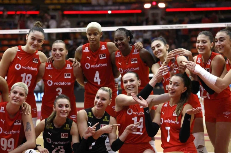 Yeni neslin ilham perileri Filenin Sultanları oldu