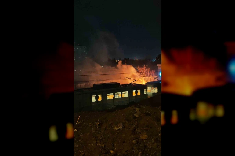 Yenibosna Metro İstasyonunda yangın paniği