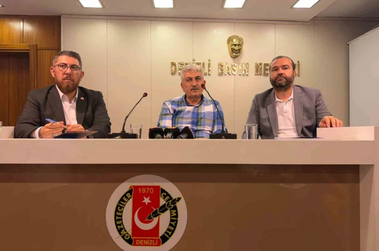 Yerel basın ve gazetecilerin sorunları Denizli’de konuşuldu