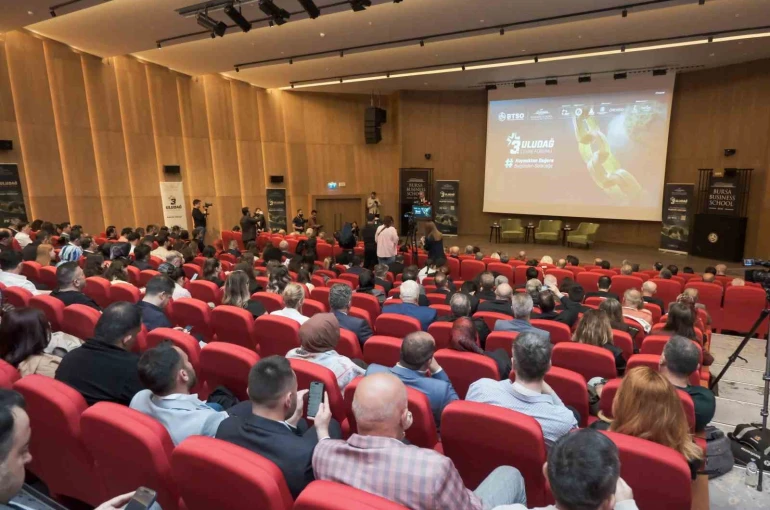 Yeşil Çevre’den Uludağ Çevre Forumu’nda sürdürülebilir gelecek vurgusu