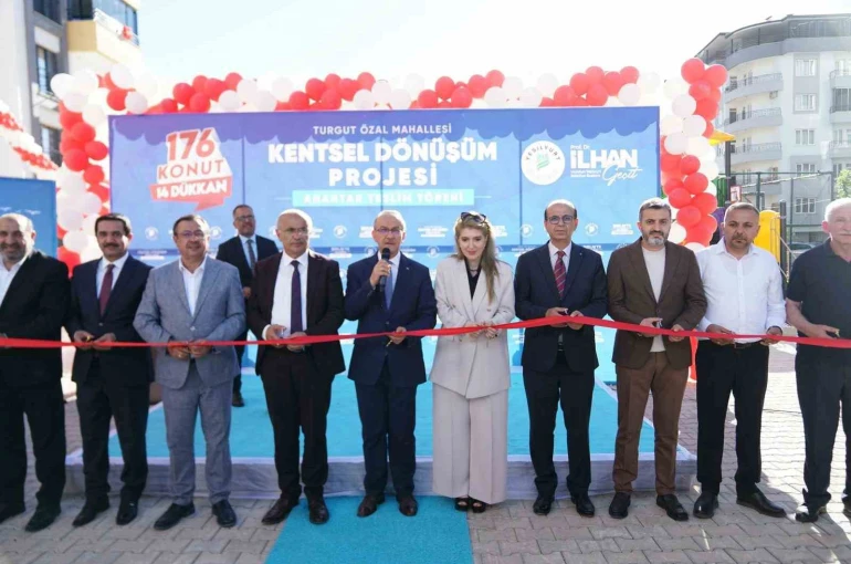"Yeşil Yaşam Evleri" hak sahiplerine teslim edildi