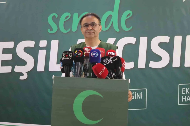 Yeşilay İzmir Şube Başkanı Yahşi’den ‘bağımlılık’ vurgusu: "Hiçbir çocuk vatan toprağından kopmasın"