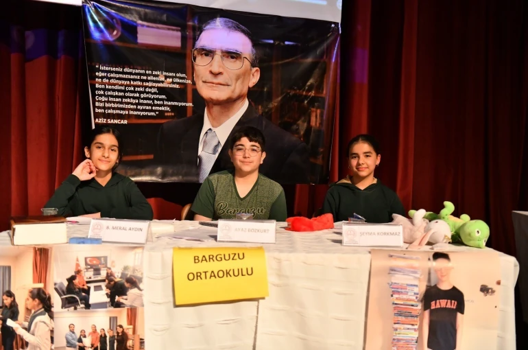 Yeşilyurt’ta öğrenciler "başarının sırrını" münazara ile tartıştı