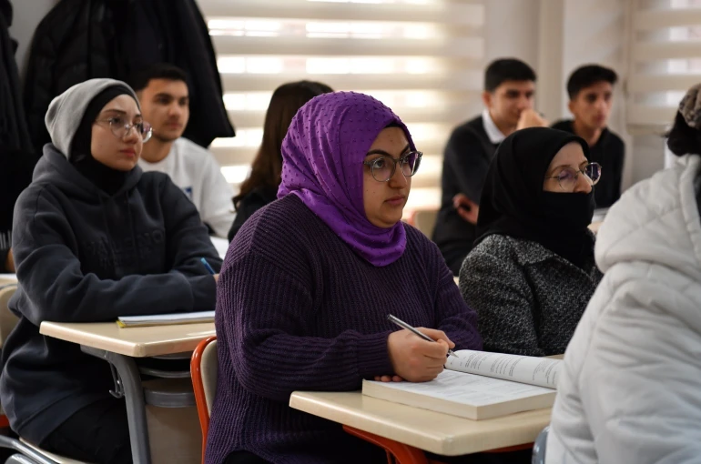 Yeşilyurt’ta öğrencilere ara tatilde ücretsiz LGS ve DYK hazırlık kursları