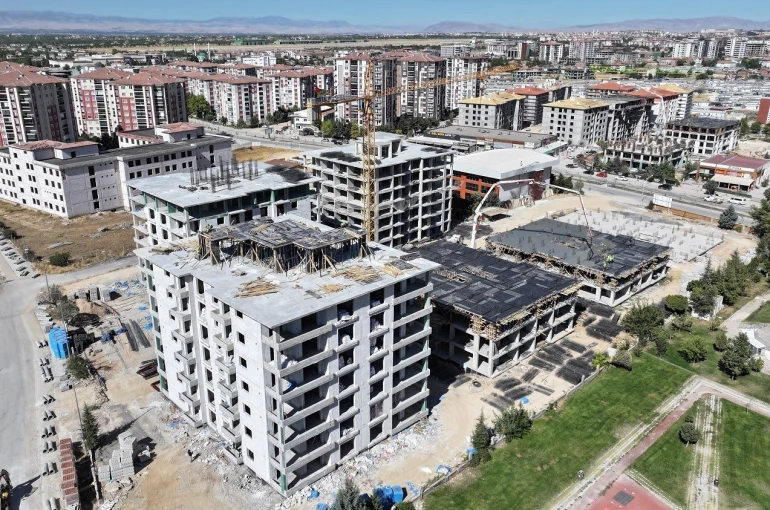 Yeşilyurt’ta yerinde dönüşüm süreci başarıyla tamamlandı