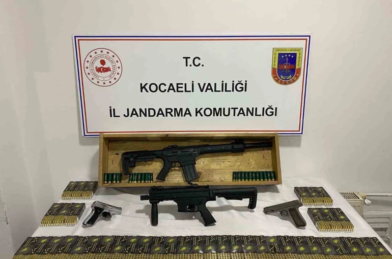 Yılbaşı öncesinde operasyon: 2 bin 61 tabanca fişeği ele geçirildi