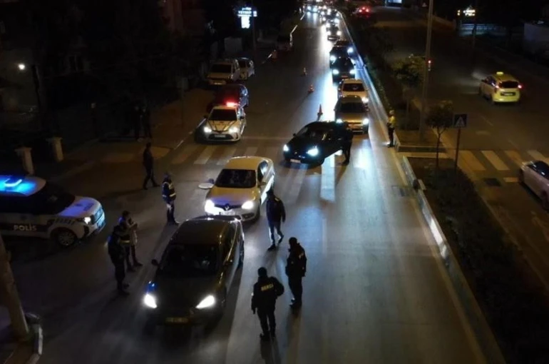 Yılbaşı tedbirlerinde Mersin’de sıkı denetim: 104 aranan şahıs yakalandı
