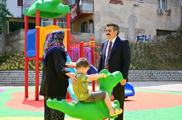 Yıldırım’da parklara yaz bakımı