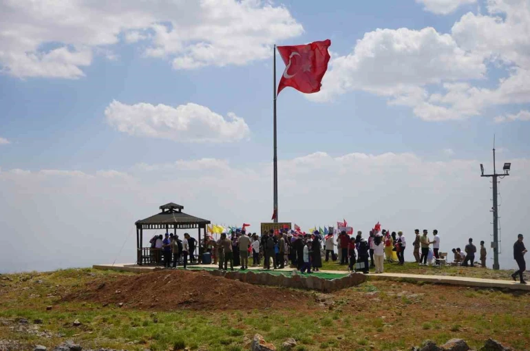 Yıllar sonra Cudi’de gözyaşı ve gurur: "Artık ocaklara ateş düşmesin diye omuz omuza yürüyoruz"