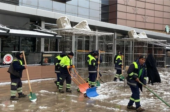 Yılmaz’dan kar yağışı öncesi önemli uyarılar