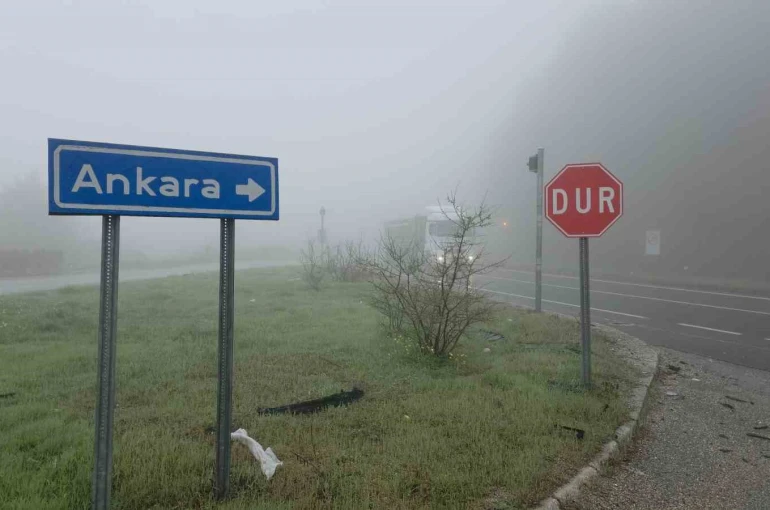 Yoğun sis Bolu Dağı’nı kapladı