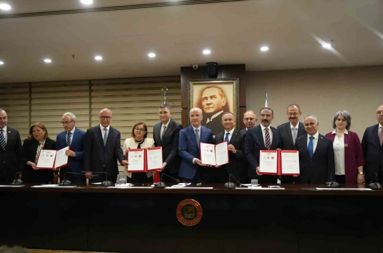 YÖK’ten mesleki eğitimde tarihi dönüşüm: Öğrenciler kampüsten işletmeye geçiyor