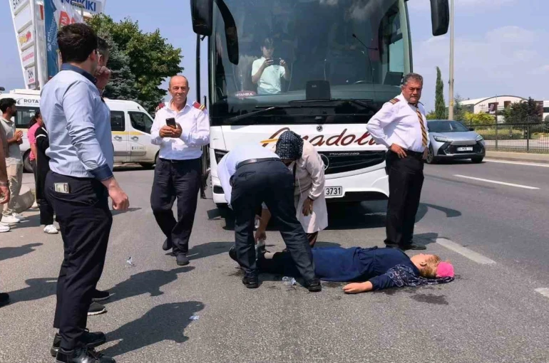 Yolcu otobüsünün çarptığı kadın ağır yaralandı